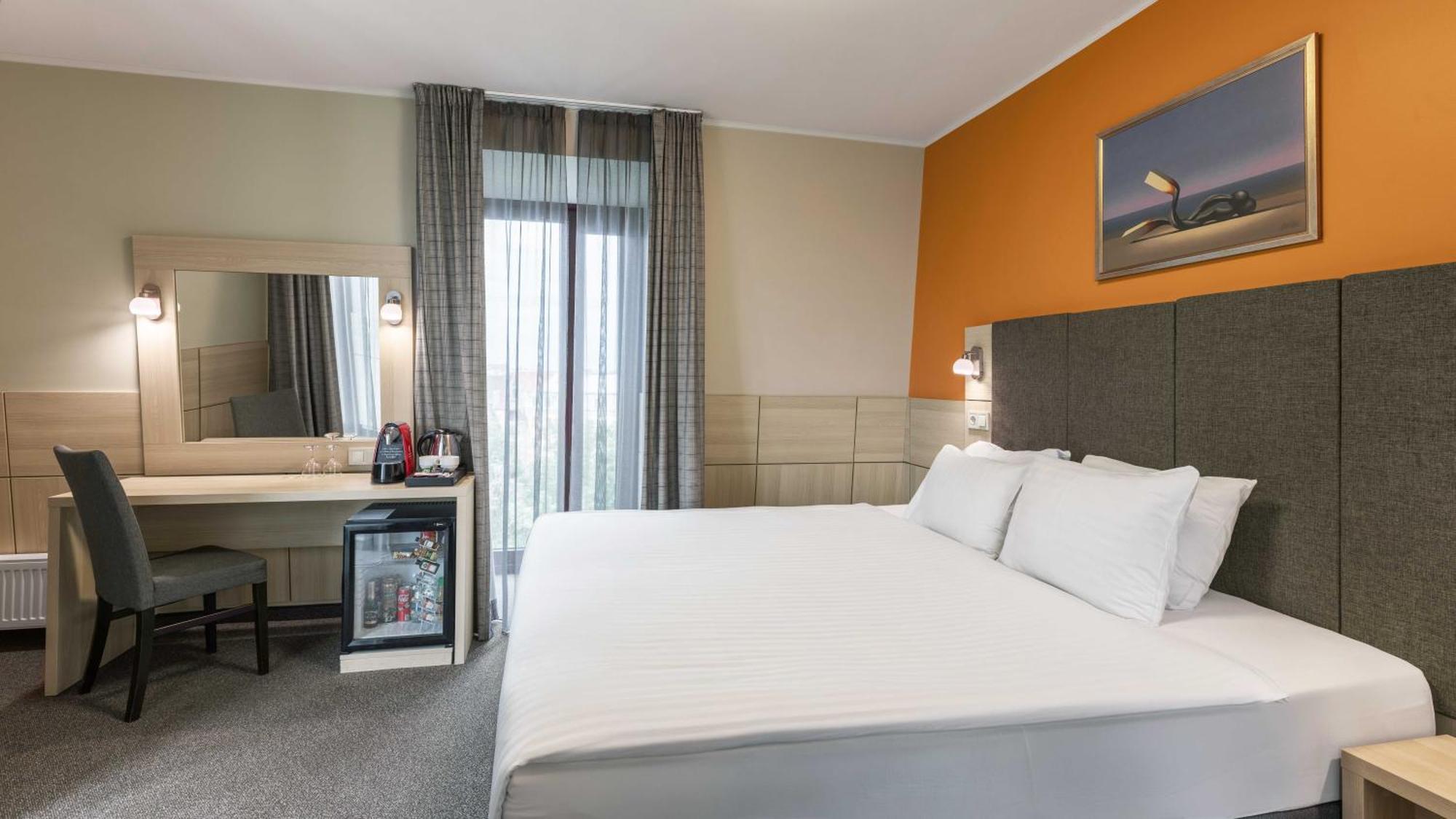 Wellton Riga Hotel & Spa Extérieur photo