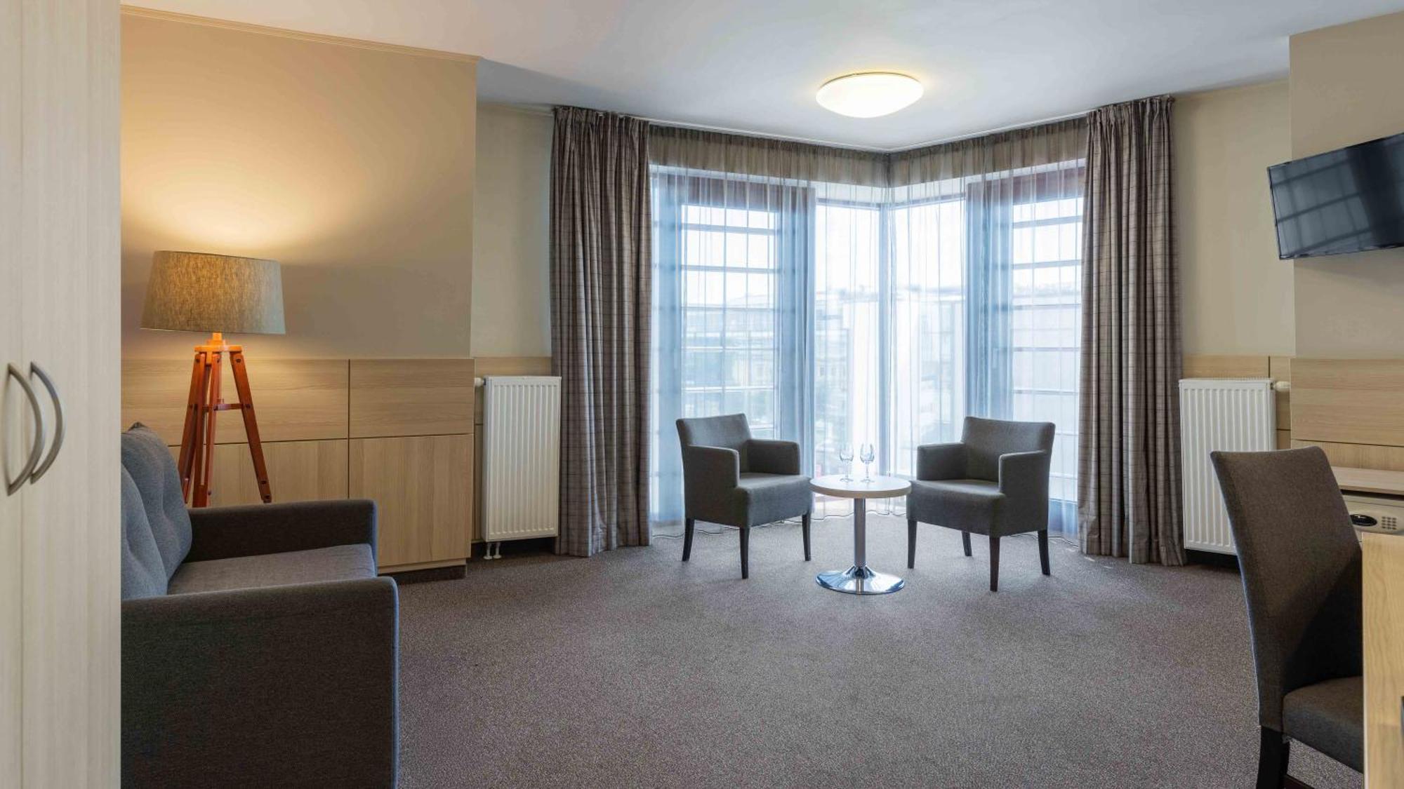 Wellton Riga Hotel & Spa Extérieur photo